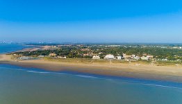 De Atlantische kust heeft uitgestrekte stranden