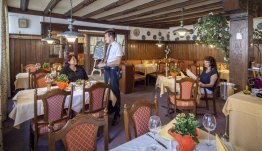 Hotel Goldene Rose - Restaurant Ollman's