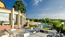 De prachtige tuin van Hotel Belvedere