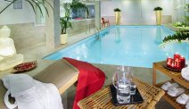 Het zwembad van Hotel Primavera