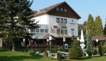 Hotel Alte Viehweide -terras in de tuin