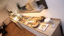 Elke morgen staat er een uitgebreid ontbijtbuffet klaar in Hotel Traube