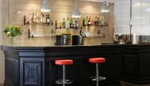 De bar in Best Western Plus L'Artist Hotel