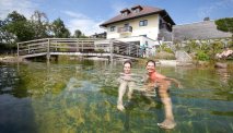 Hotel Weiss - zwemmen in het natuurbad