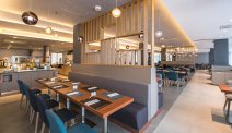 Het buffetrestaurant van Hotel Holiday 