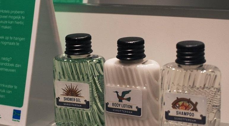 ssRotterdam_Badkamer-detail_Roos-van-Leeuwen