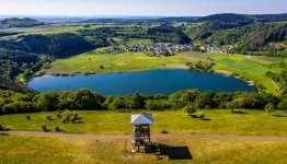 uitzicht platform Meerfelder Maar © Dominik Ketz/ GesundLand Vulkaneifel GmbH