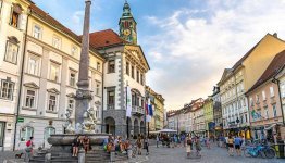 Centrum Ljubljana ©Slovenian tourist board Andrej Tarfila