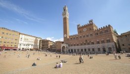 Siena piazza del campo © Simone Antonazzo